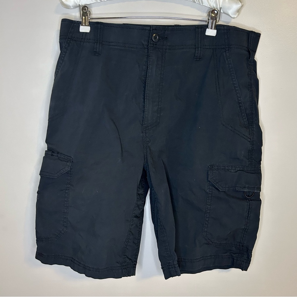 Lee Extreme Motion Men's Black Cargo Shorts Neutral Casual Classic 34 Summer - Picture 10 of 10